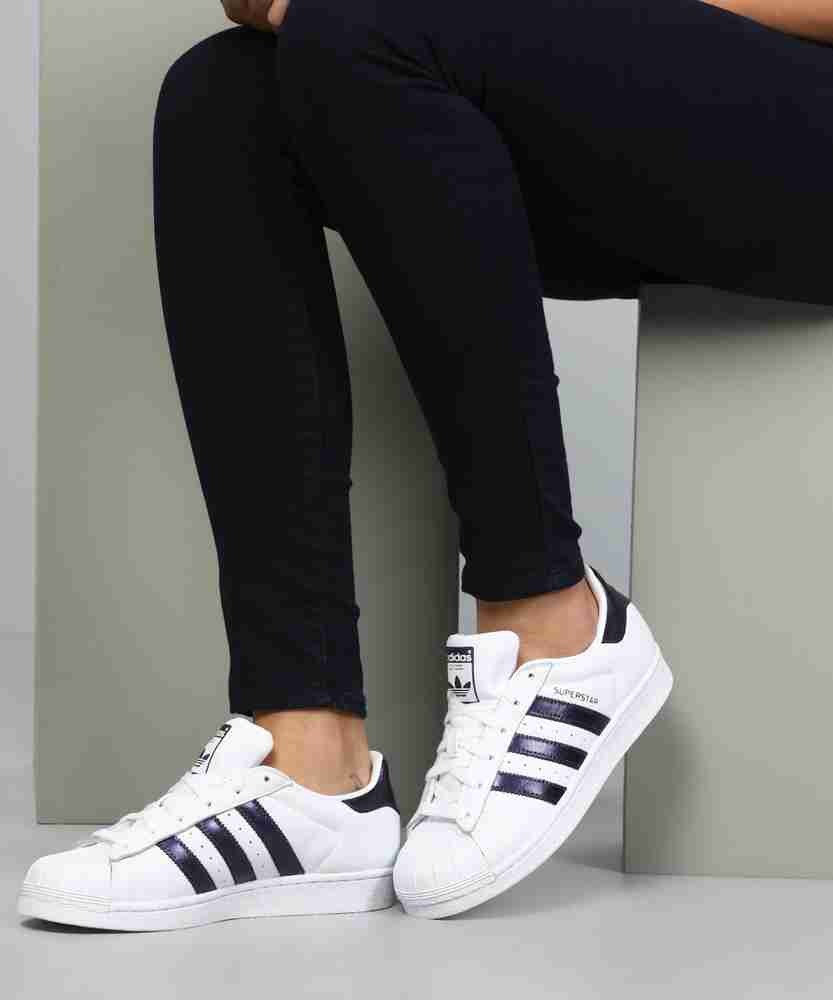 Originals women's superstar w fashion sneaker sales