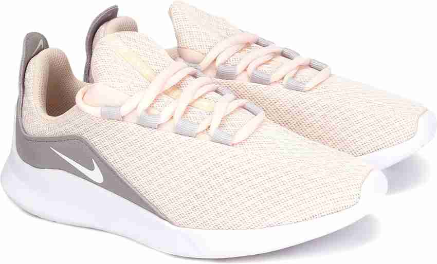 Nike viale women's sneakers outlet