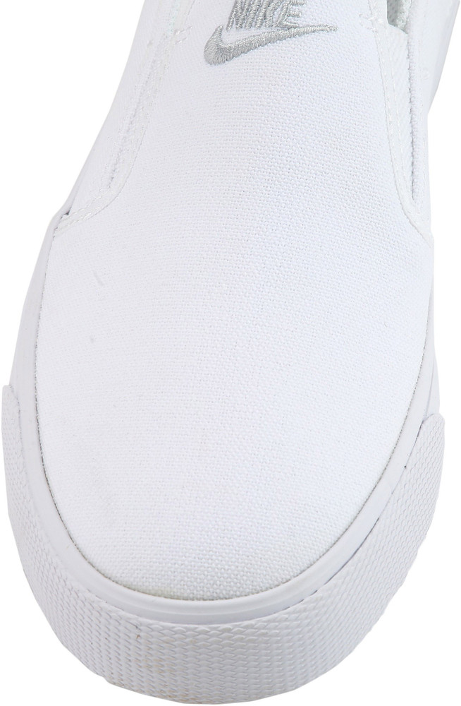 NIKE WMNS TOKI SLIP CANVAS Slip On Sneakers For Women Buy WHITE