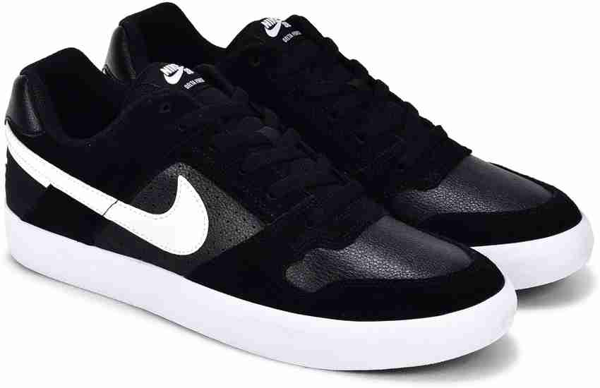 Nike delta force vulc sales white