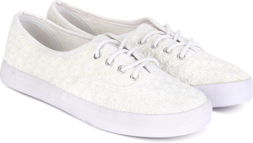 Forever glam white shoes new arrivals