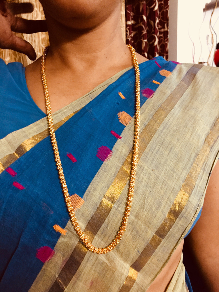 Long gold chain for saree shop