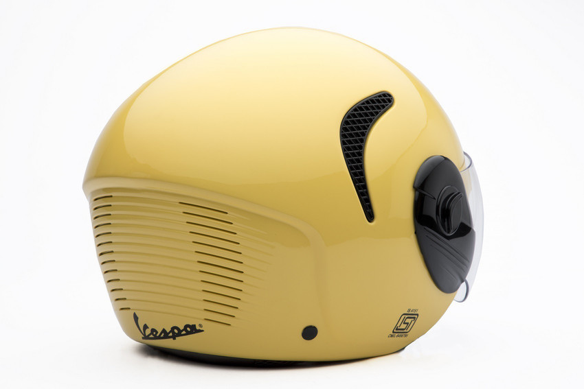 Vespa helmet store yellow price