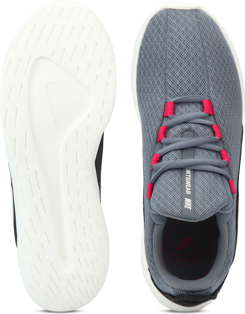 Nike viale running deals shoes review