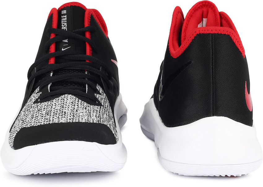 tenis nike versitile 3