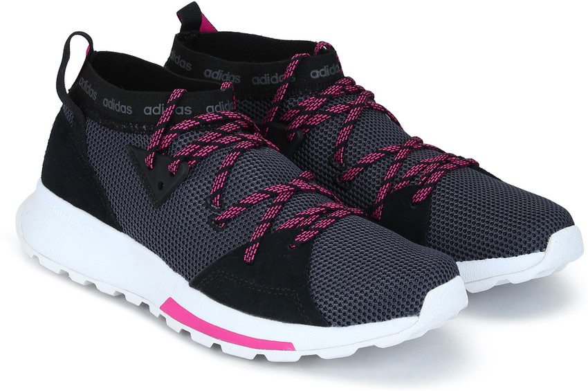 Women's quesa shop running shoe