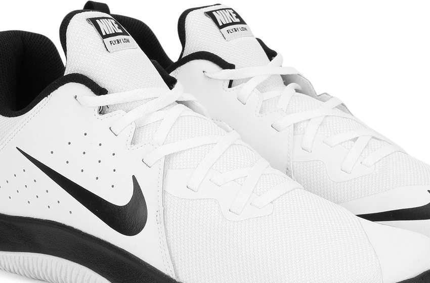 Nike flyby low top