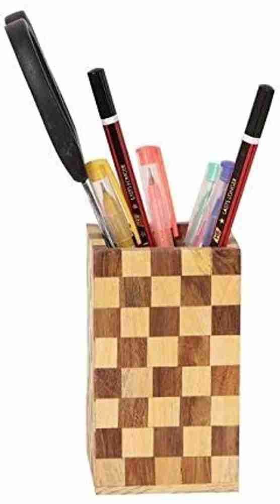 Pen outlet stand craft