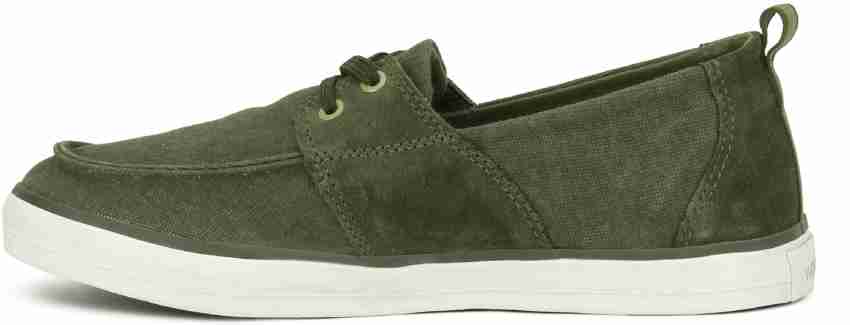 Olive green 2025 boat shoes