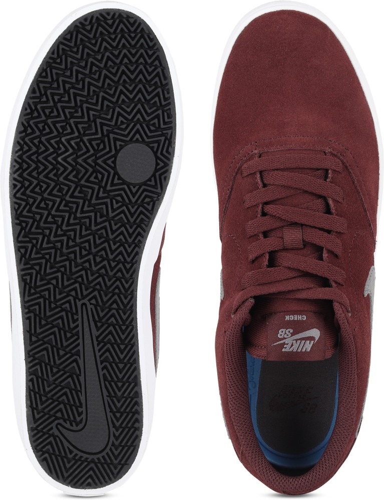 Nike sb store check solar burgundy