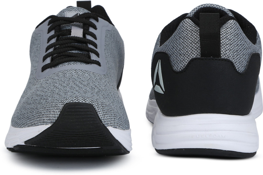 Reebok avid runner deals