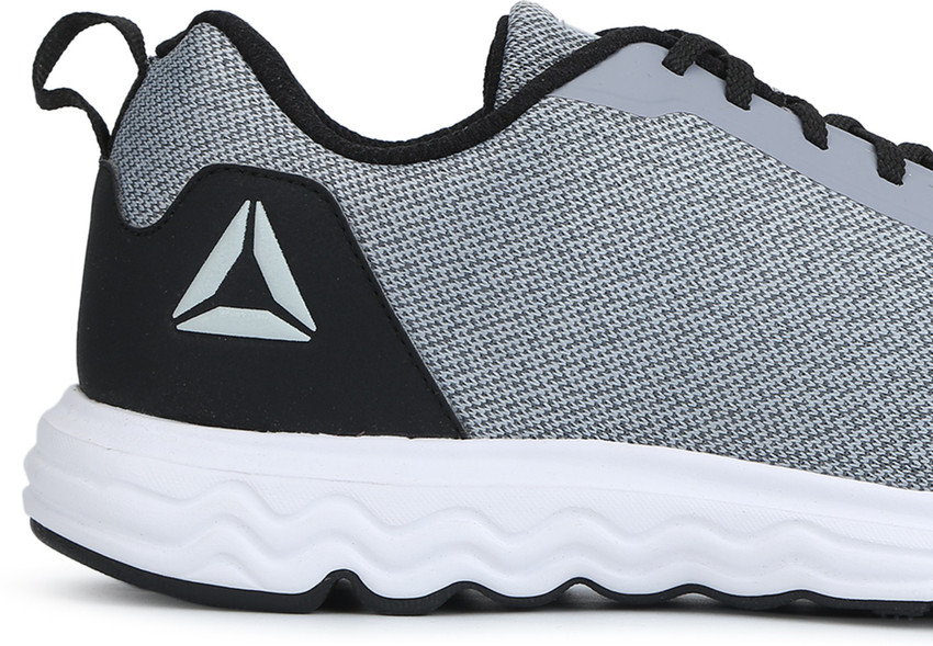 Reebok avid runner hotsell