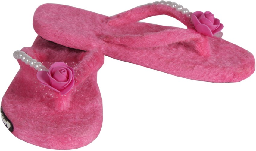 Bedroom slippers sale flipkart