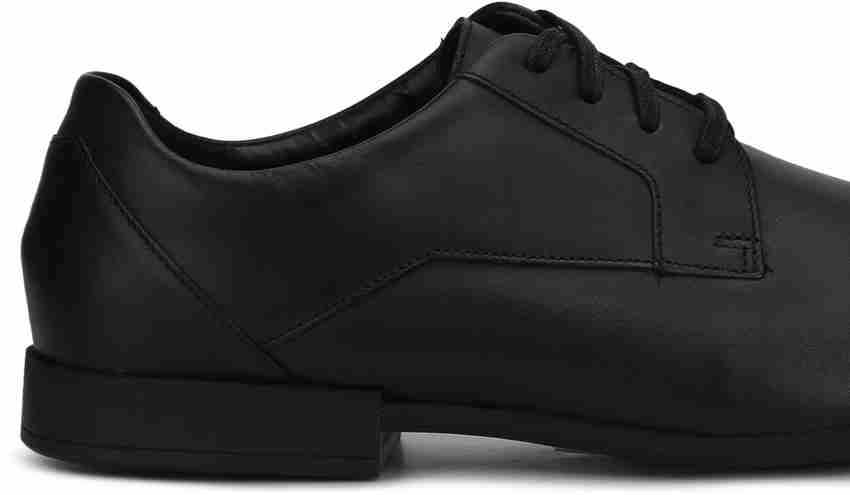 Clarks glement sales lace