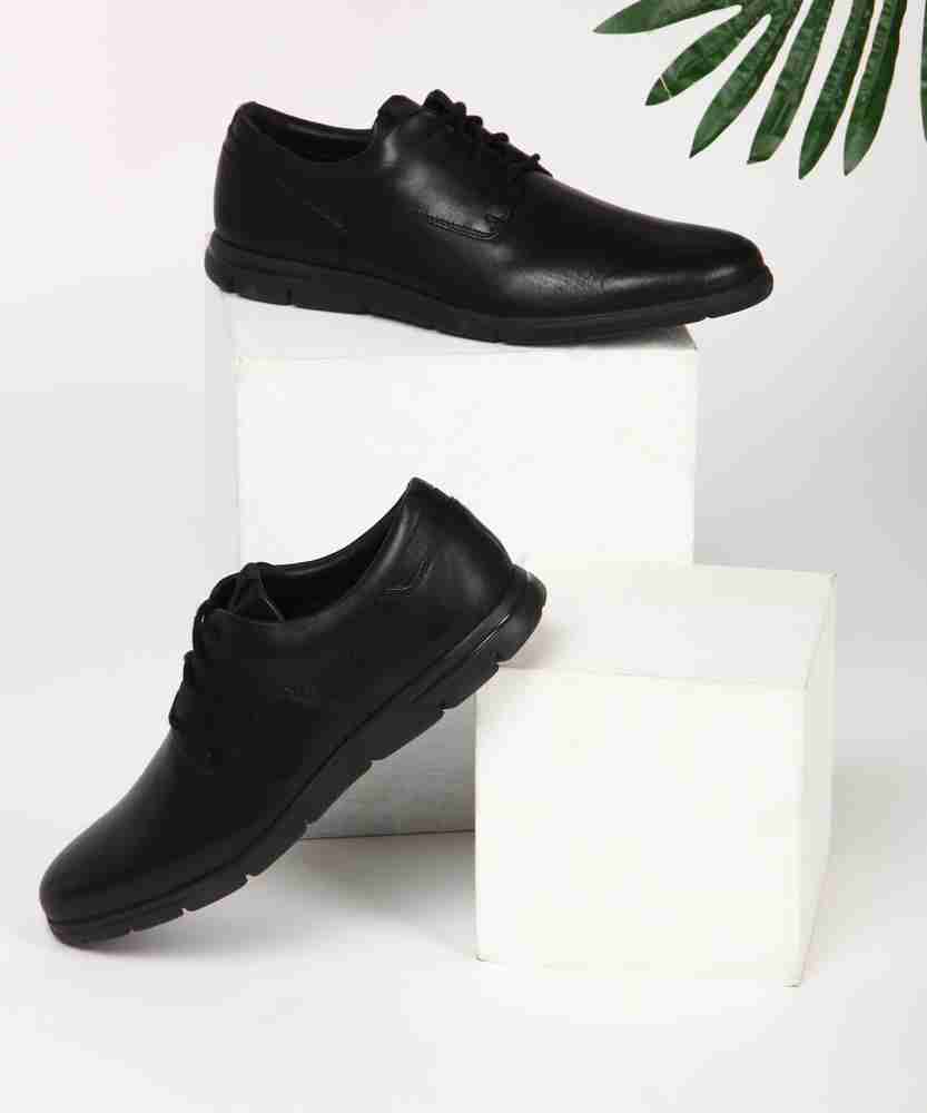 Vennor walk clarks sale