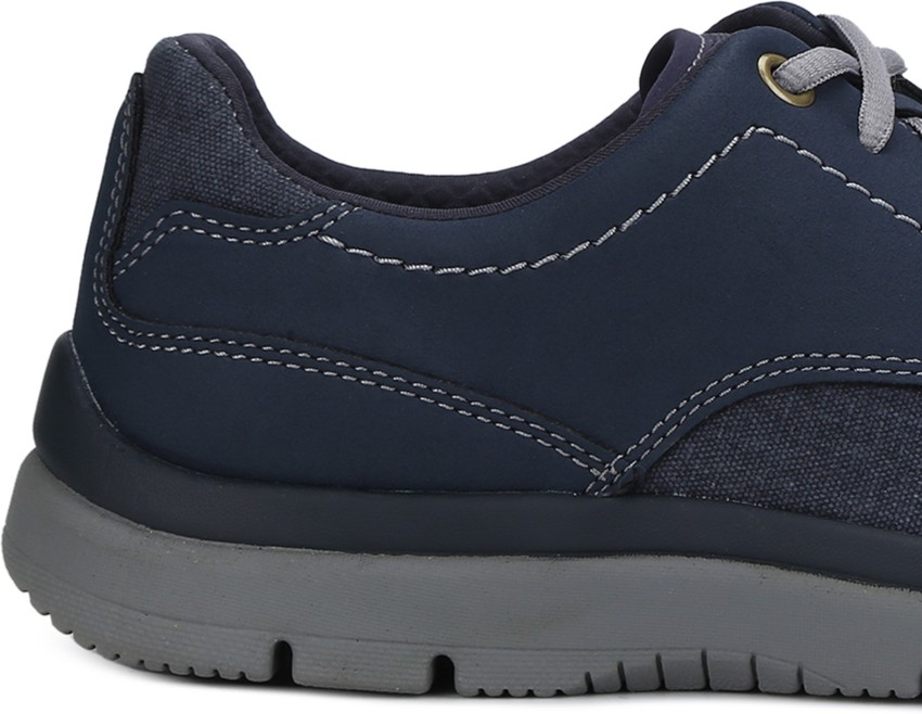 Clarks men's outlet tunsil plain sneaker