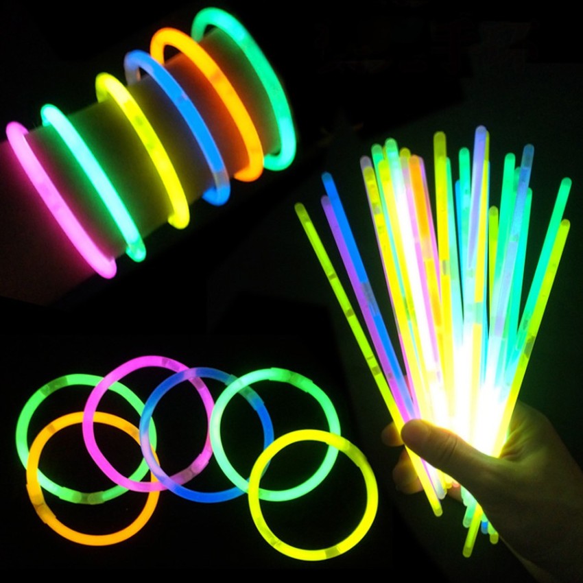 Zippy Glow Stick (Pack of 50 - 1 Tubes of 50 Glow sticks) Party Glow  Ornament Price in India - Buy Zippy Glow Stick (Pack of 50 - 1 Tubes of 50