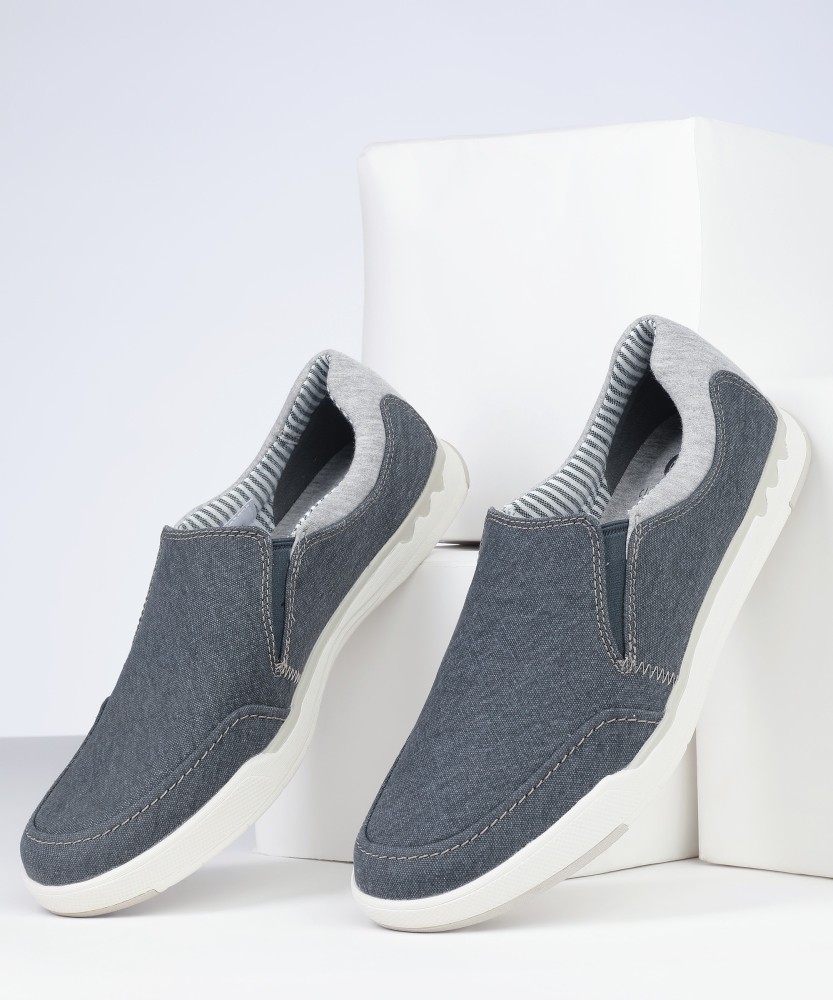 CLARKS Step Isle Slip Navy Canvas Casual For Men Buy CLARKS Step Isle Slip Navy Canvas Casual For Men Online at Best Price Shop Online for Footwears in India Flipkart