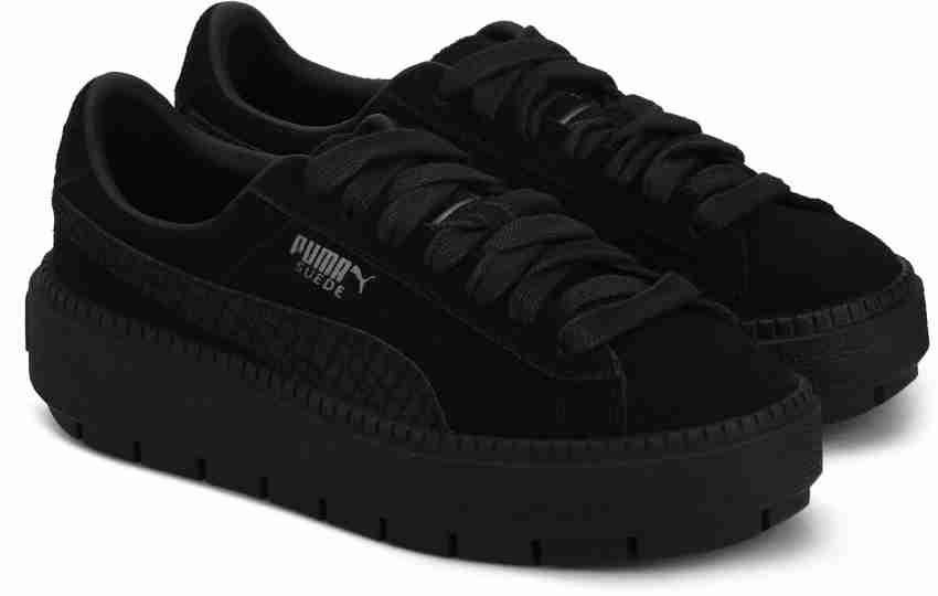 Puma animal outlet platform