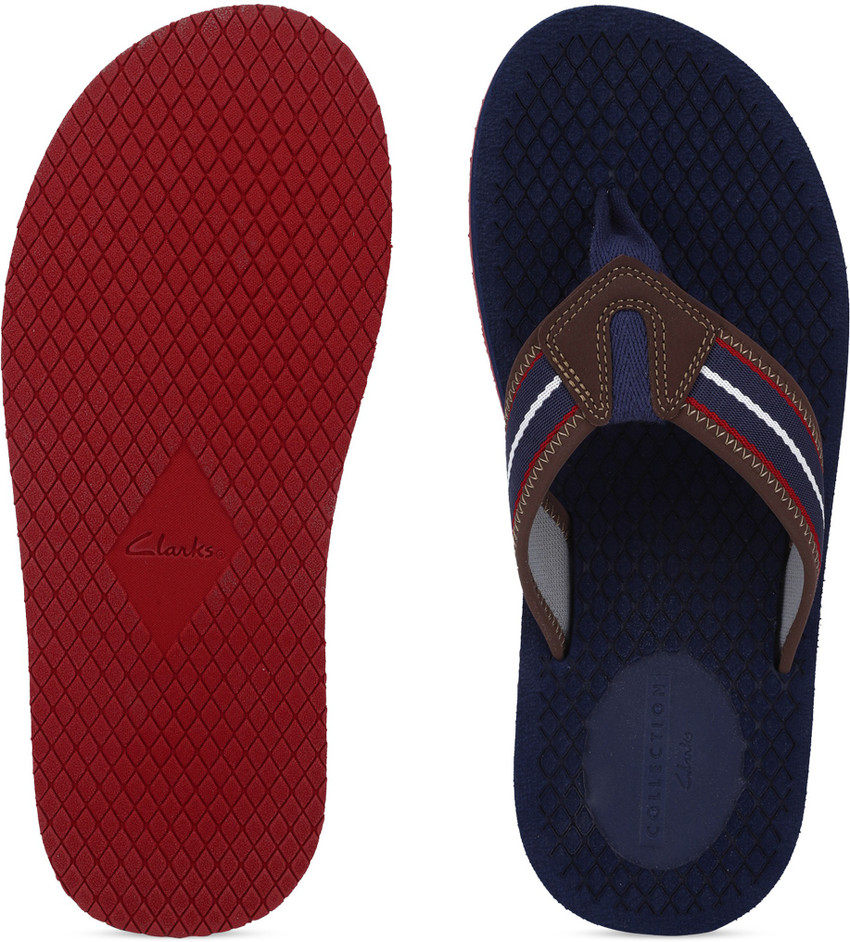 Clarks red sales flip flops