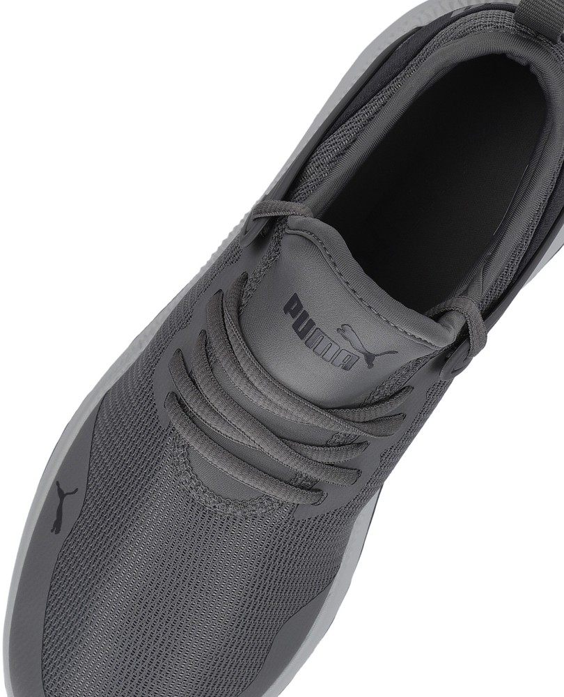 Pacer next cage store jr sneakers