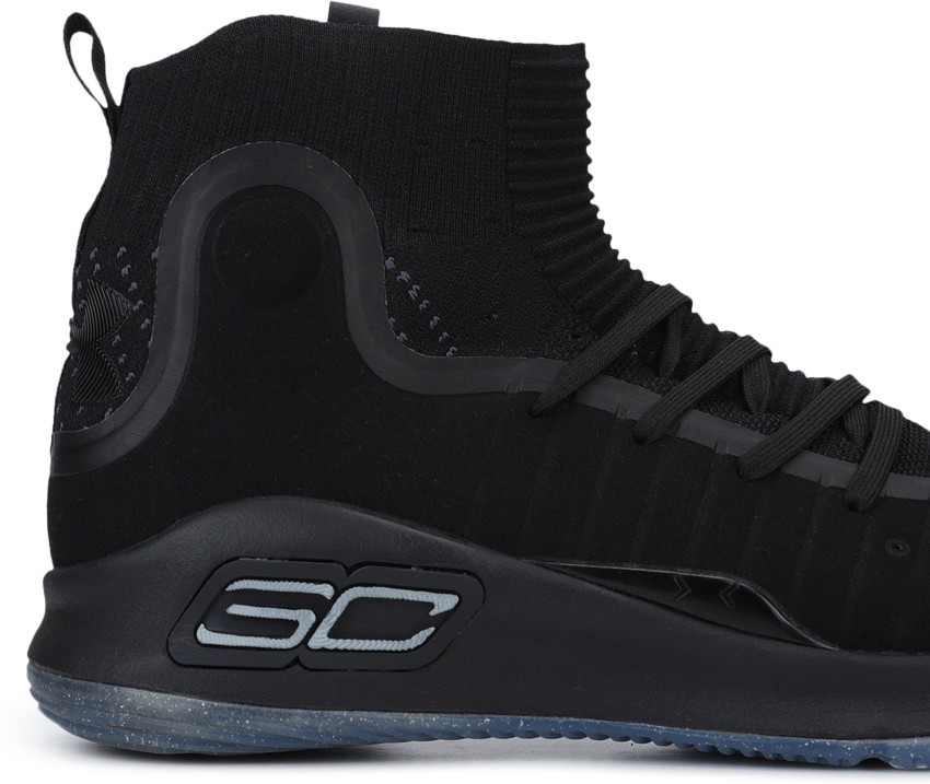 All black under hot sale armour basketball shoes