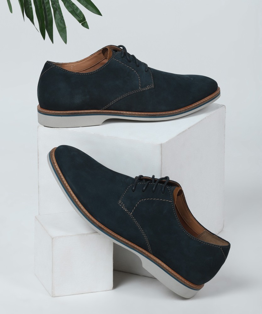 Clarks atticus best sale lace navy nubuck