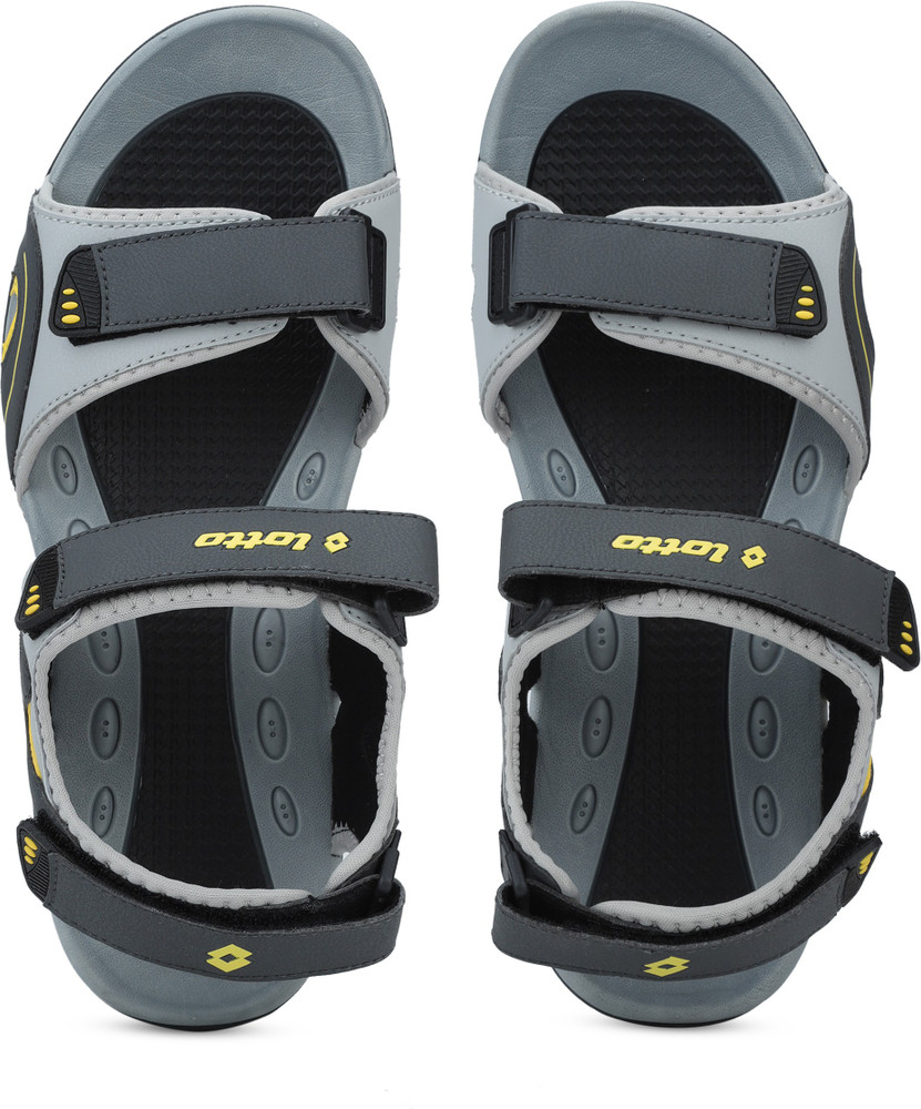 D sports slippers sales