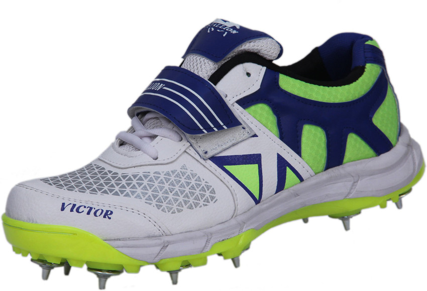 Victa cricket top shoes