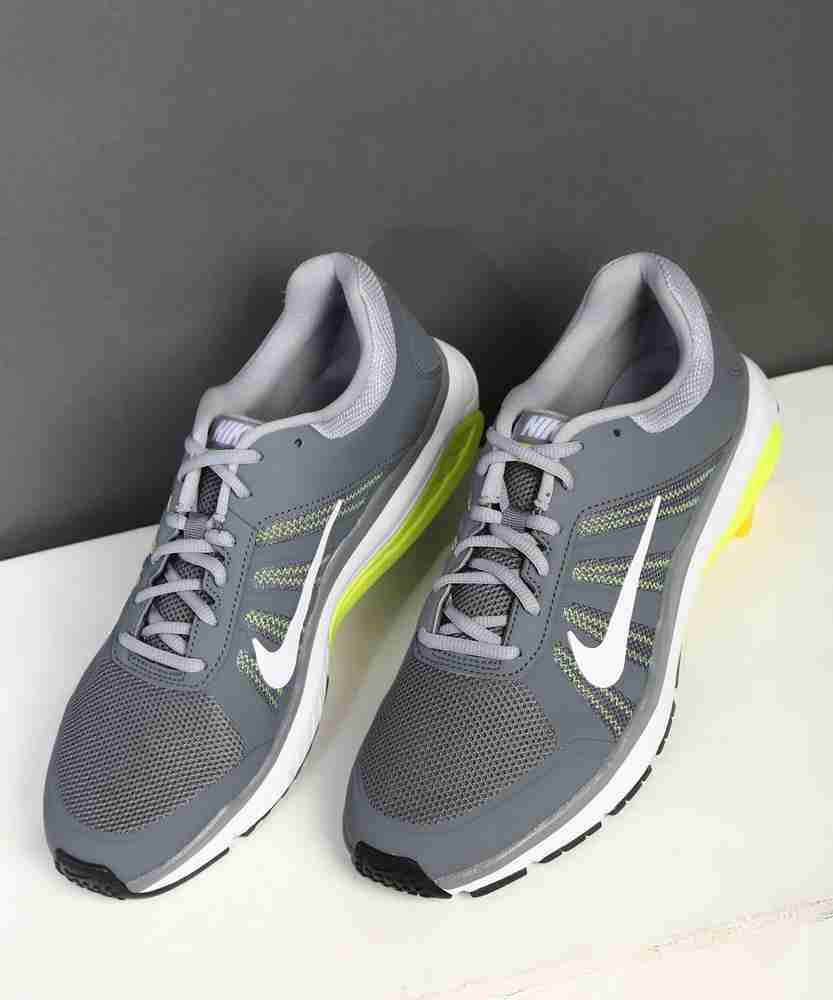 Nike deals dart review