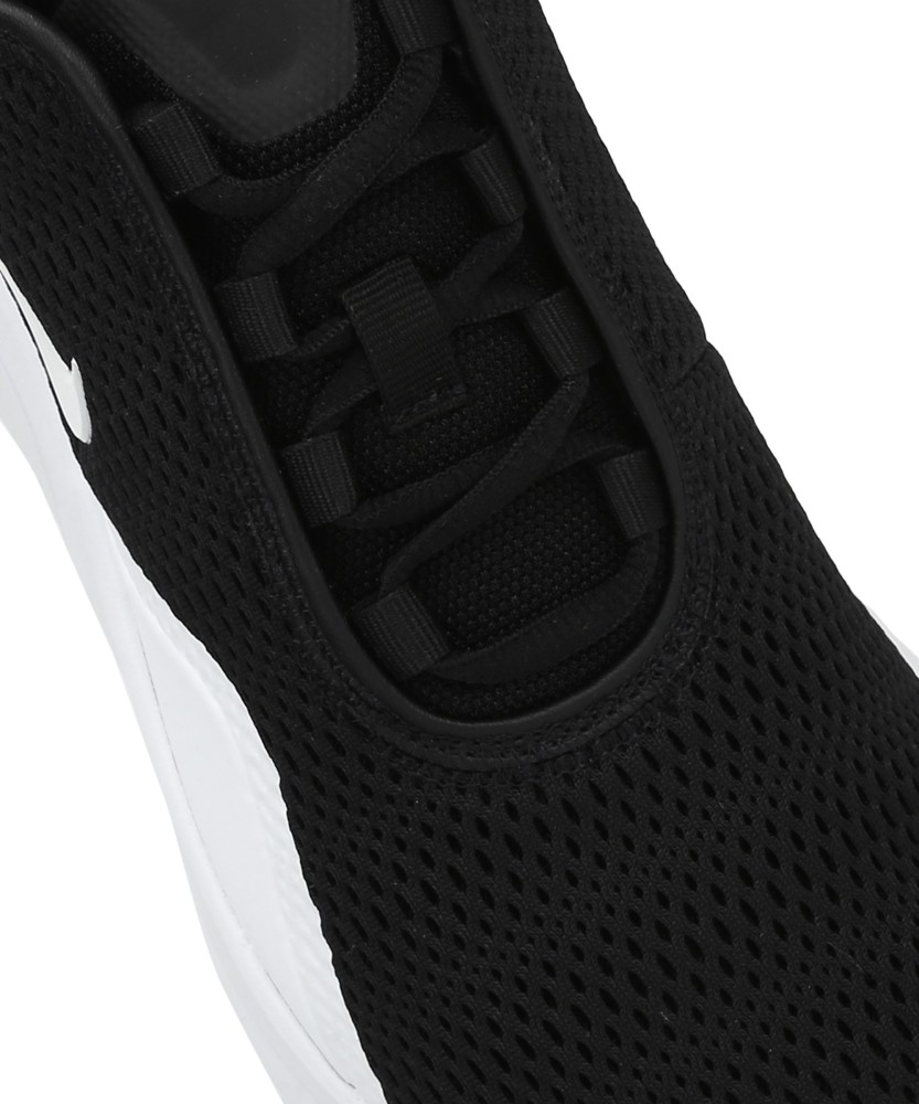 Nike motion 2 sales black