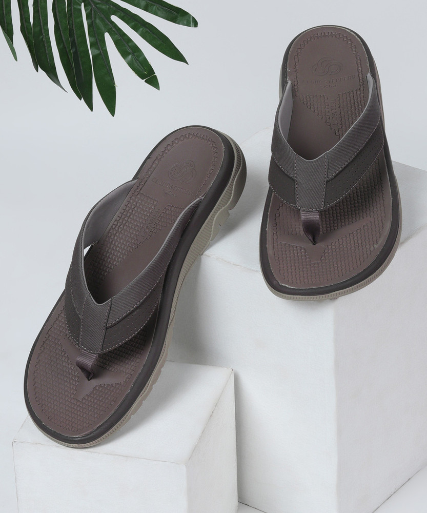 Clarks mens shop slippers size 11