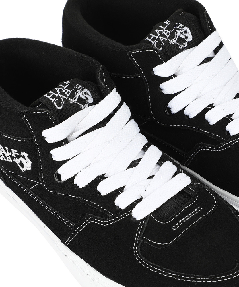 VANS Half Cab SS19 Sneakers For Men - Buy black Color VANS Half Cab SS19  Sneakers For Men Online at Best Price - Shop Online for Footwears in India  | Flipkart.com