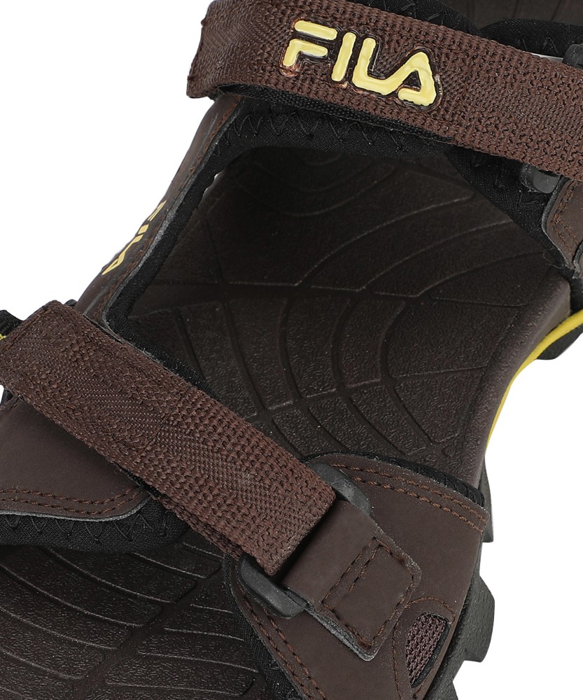 Fila fashion sandals mens brown