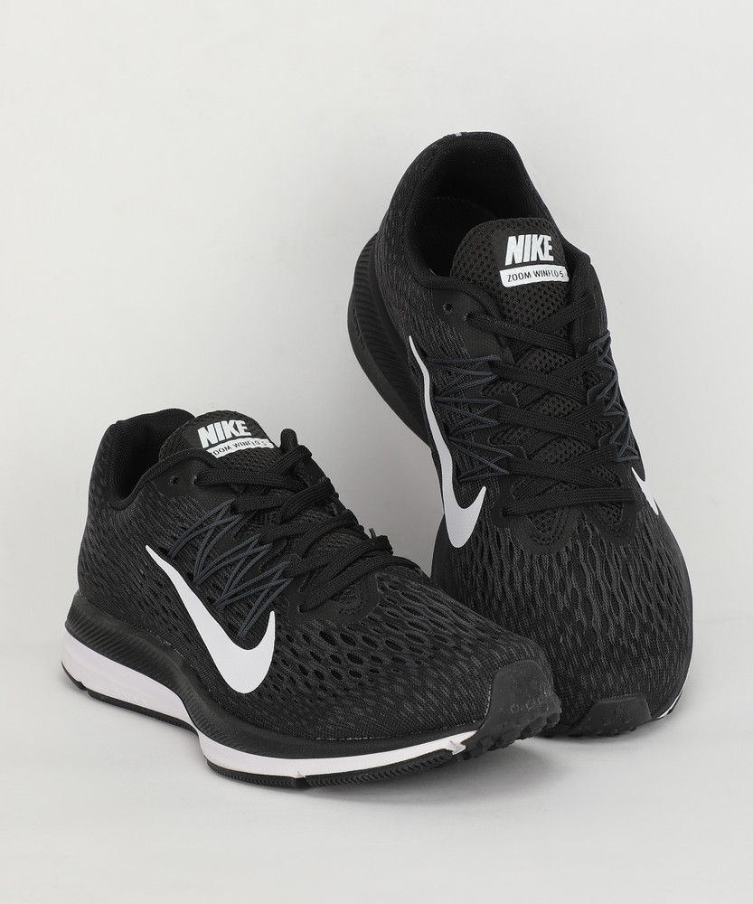 nike women's air zoom winflo 5 running shoes