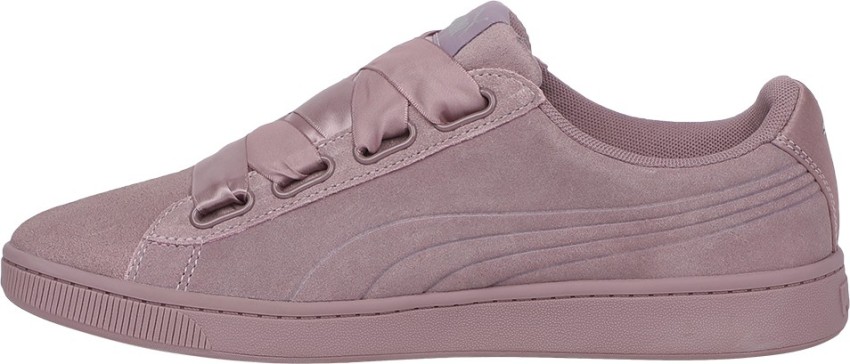 Puma ribbon outlet sneakers