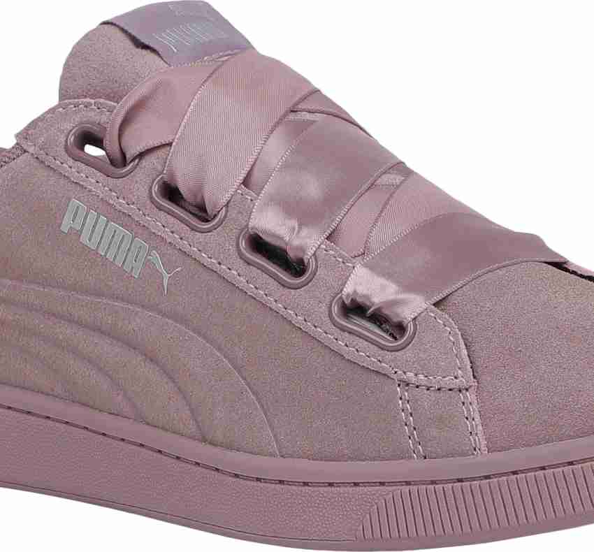 Puma on sale ribbon shoe