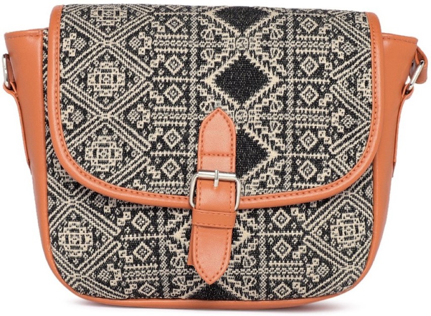 Kanvas katha sale sling bags flipkart