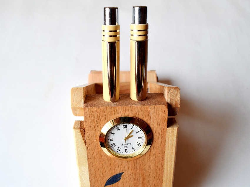Flipkart Swarnalekha 3 Compartments Wooden Pen Stand with