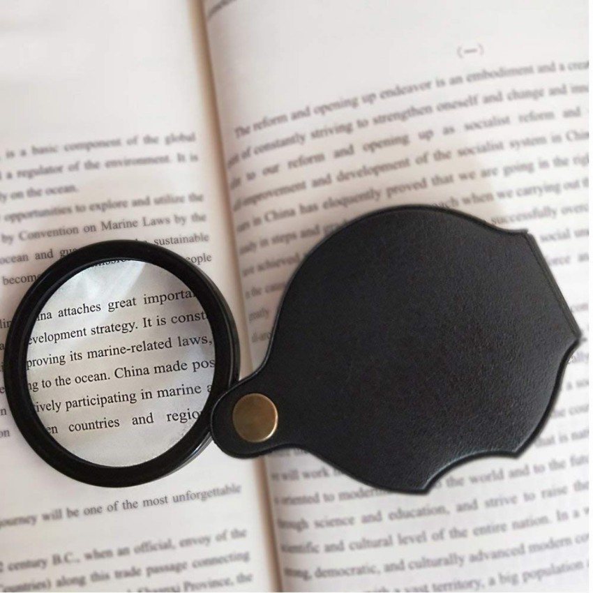 8X Small Magnifying Glass Mini Pocket Magnifier Folding Magnify Glasses  With Rotating Protective Holster For Seniors