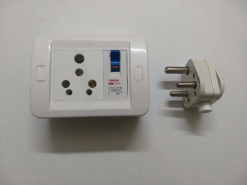 What is an AC Power Plug? (with pictures)
