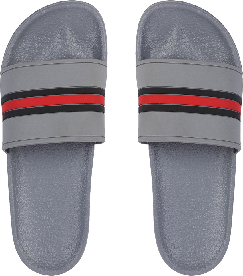New fashionable chappal store