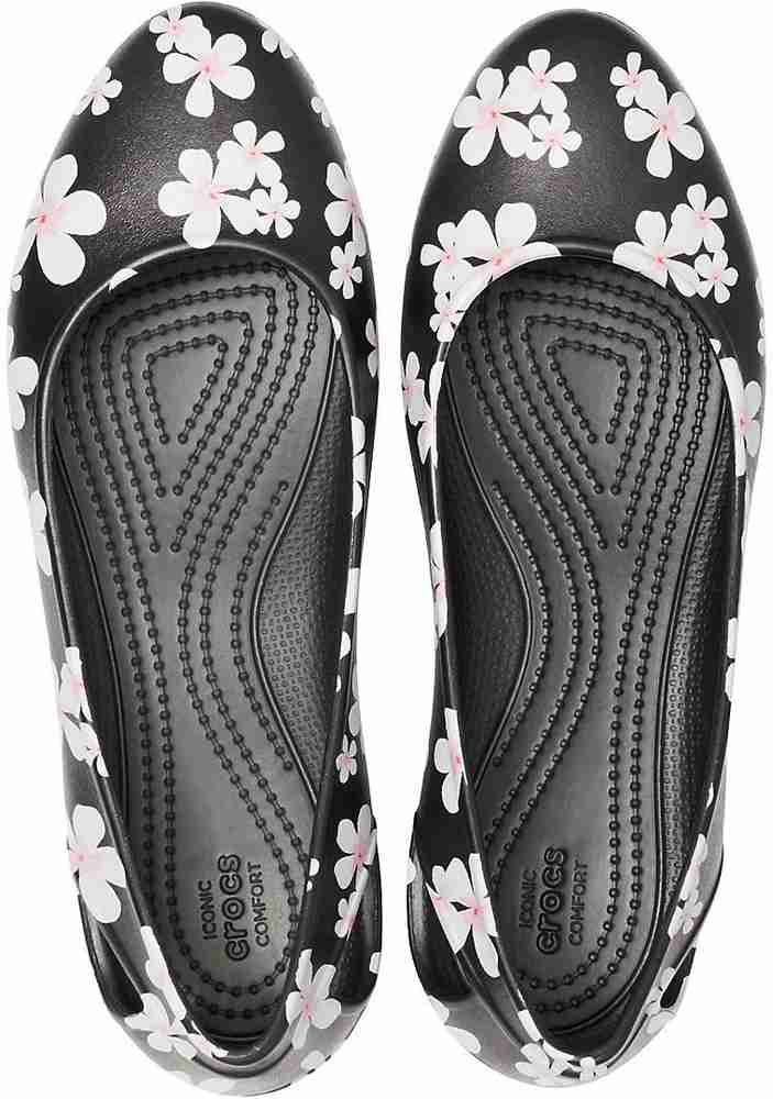 CROCS Laura Bellies For Women Buy CROCS Laura Bellies For Women Online at Best Price Shop Online for Footwears in India Flipkart
