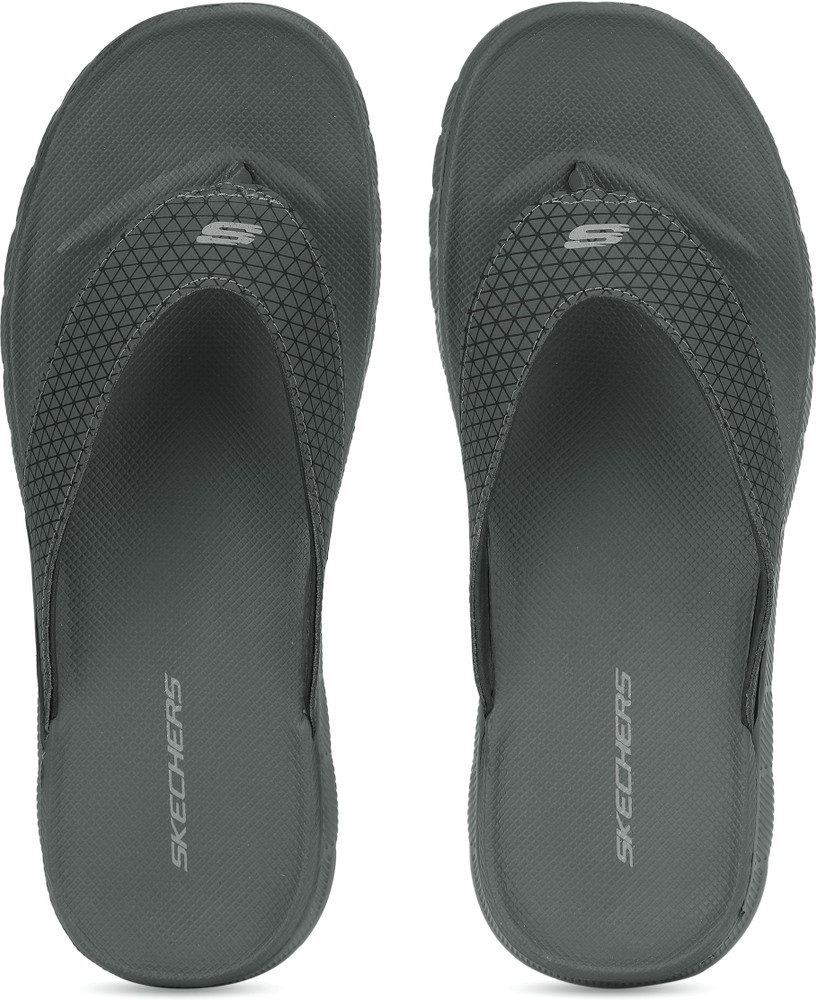 Skechers men's fray cotton thong on sale