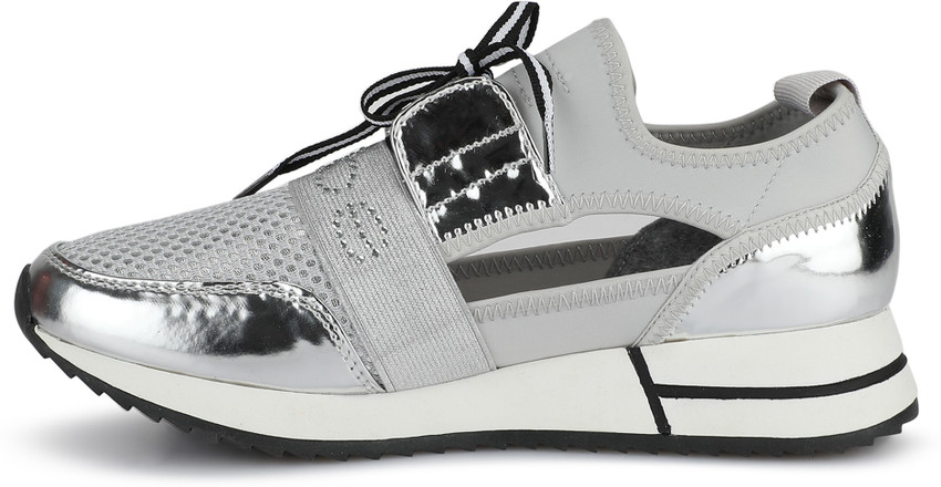 Bebe hotsell brienna sneakers