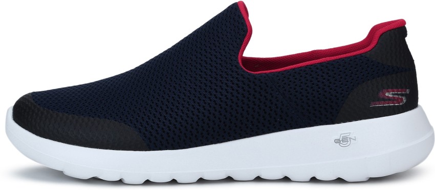 Skechers go shop walk max focal