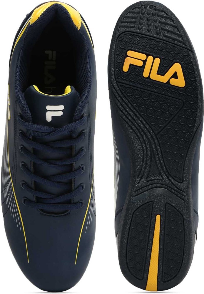 Fila men's cross hotsell 2 sneakers