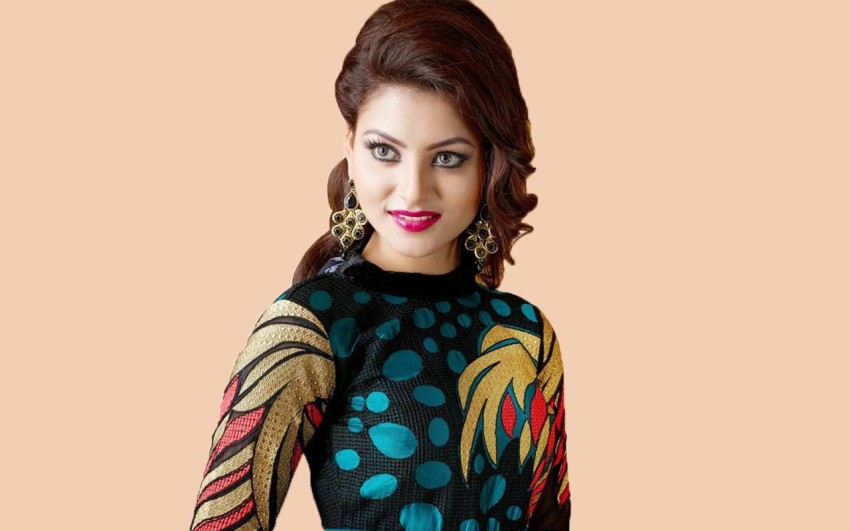 Indian Actress Urvashi Rautela mobile wallpaper - HD Mobile Walls