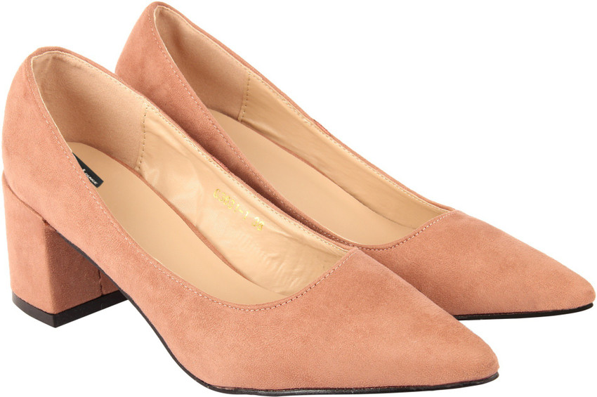 Pink shoe lounge top