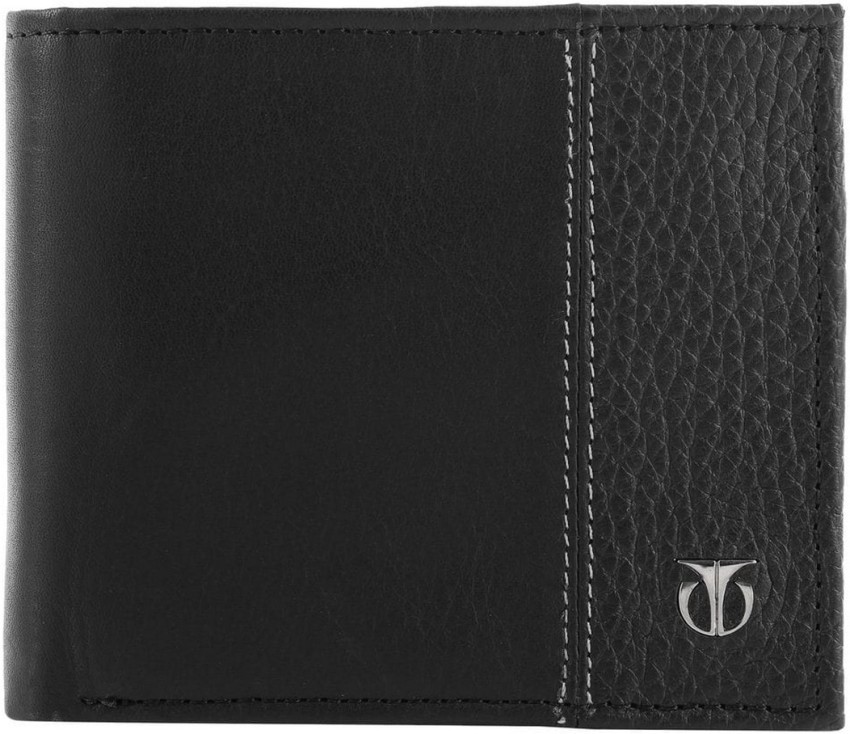 Titan Men Casual Black Genuine Leather Wallet Black Price in